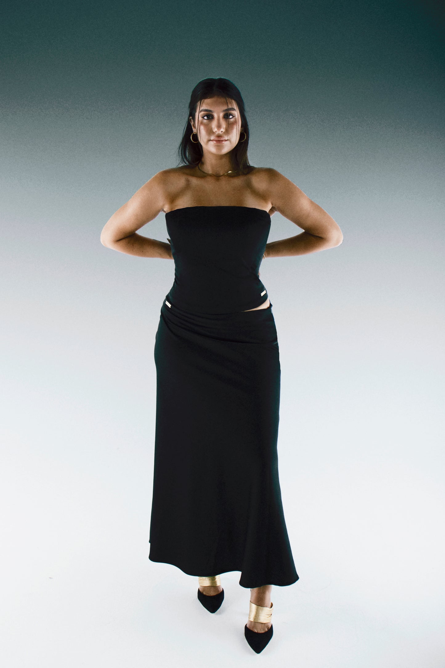 THE BLACK LACE CORSET